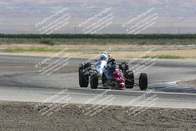 media/Jun-01-2024-CalClub SCCA (Sat) [[0aa0dc4a91]]/Group 4/Race/